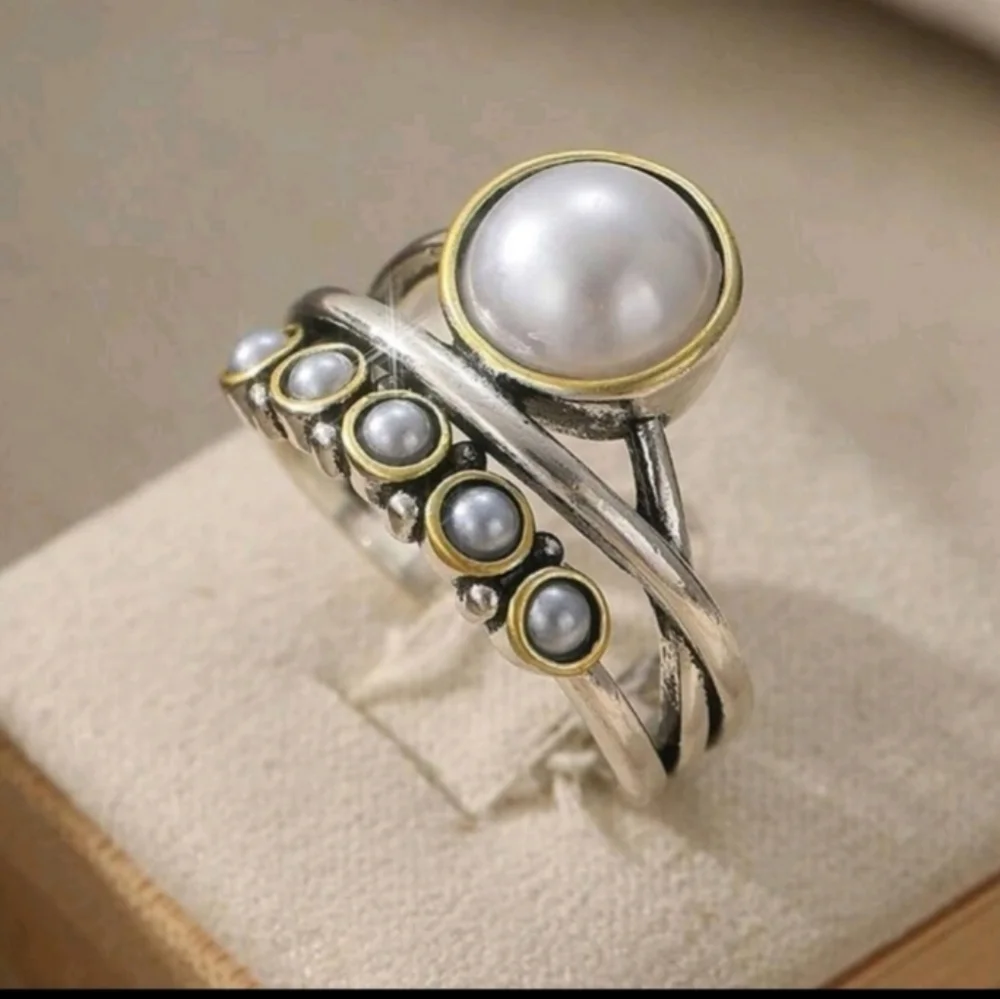 NEW! Silver Plated Pearl Bohemian Vintage Style Women's Ring